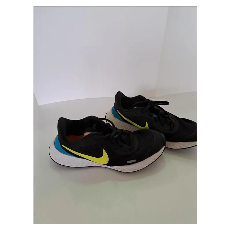 Scarpe Nike N 37.5