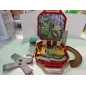 Valigetta Sam Il Pompiere Con All'interno Scenario e Accessori Valigetta Sam Il Pompiere Con All'interno Scenario e Accessori