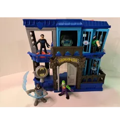 Fisher-Price Prigione di Gotham City, Prigione con Personaggi DC