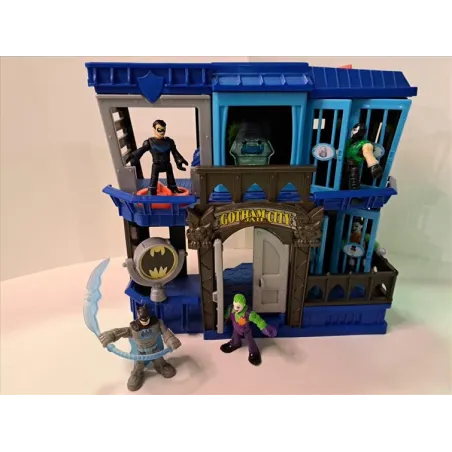 Fisher-Price Prigione di Gotham City, Prigione con Personaggi DC