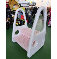 Scaletta Rosa Con Poggiamani