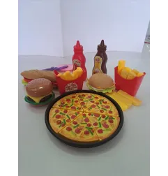 Pizza Con Rotele, Panini e Patatine
