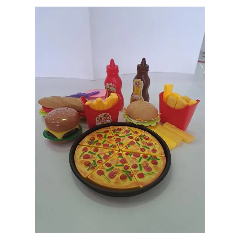 Pizza Con Rotele, Panini e Patatine