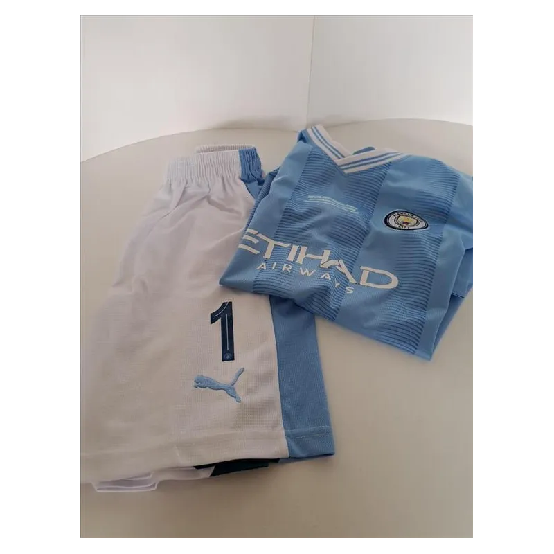 Completo Calcio Con Calzettoni Manchester City 8/10 A