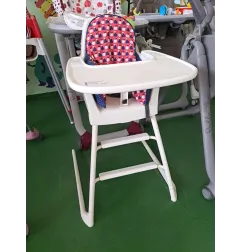 Seggiolone Che Si Trasforma In Sedia Ikea con vassoio bianco e Riduttore LANGUR