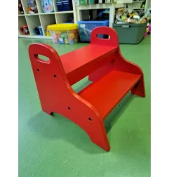 Scaletta / Rialzo In Legno Rosso