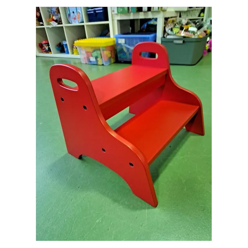 Scaletta / Rialzo In Legno Rosso