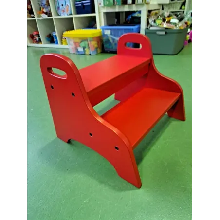 Scaletta / Rialzo In Legno Rosso