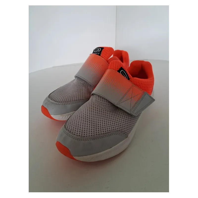 Scarpe Bianche e Arancioni Decathlon N 37