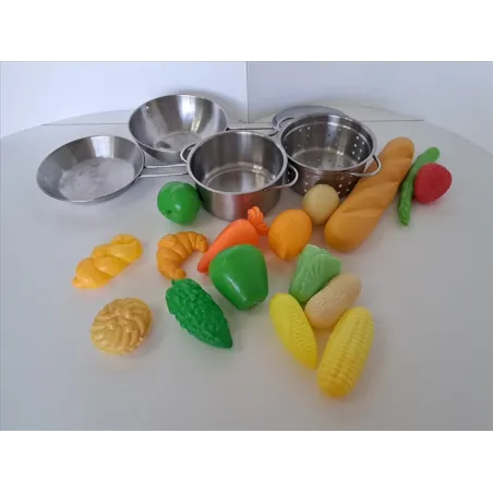 Pentolini In Acciaio Con Frutta e Verdura