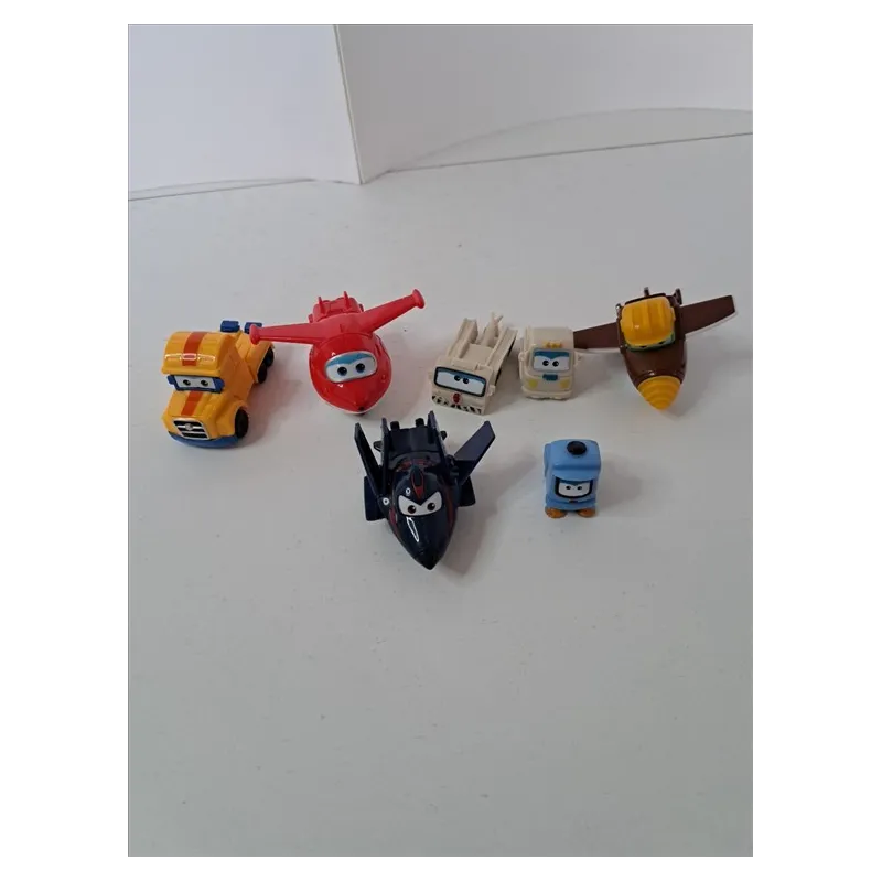 Personaggi Super Wings Misti