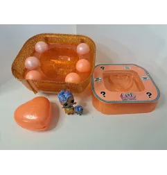 LOL Con Contenitore Arancione e Tanti Accessori