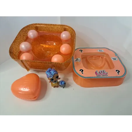 LOL Con Contenitore Arancione e Tanti Accessori