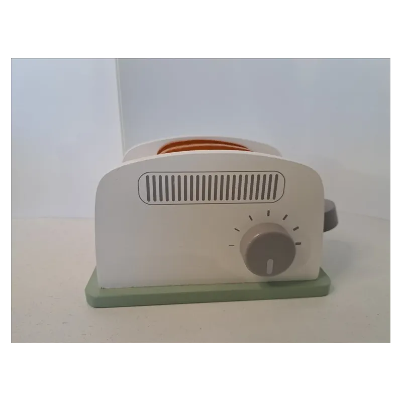 Tostapane Con Pane In Legno