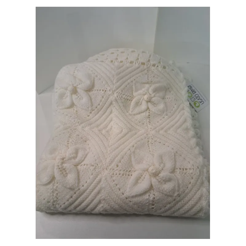 Coperta Bianca Invernale Fatta A Mano