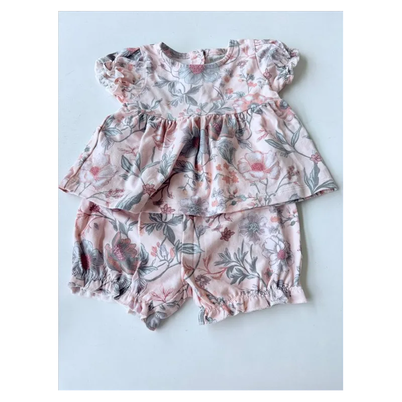 Completo Rosa a Fiori T Shirt e Culotte / Pantaloncino Next 6 M