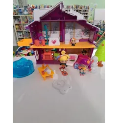 Hotel Invernale Delle Piny Pon Con Accessori e Personaggi