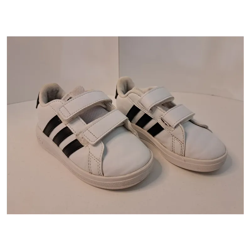 Scarpe Adidas Bianche E Nere N.25