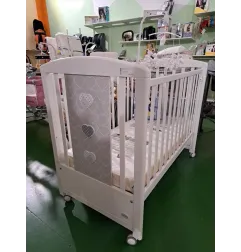 Lettino Foppapedretti Lovely Con Spondina A Scomparsa E Materassso In Regalo