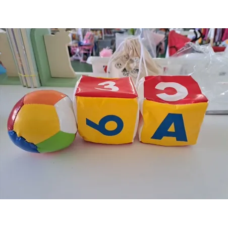 Pallina e Cubotti Morbidi Primi Mesi