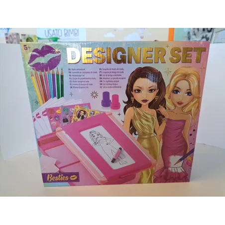 Gioco Designer Set Con Matite Colorate (c'è Solo Un Timbrino)