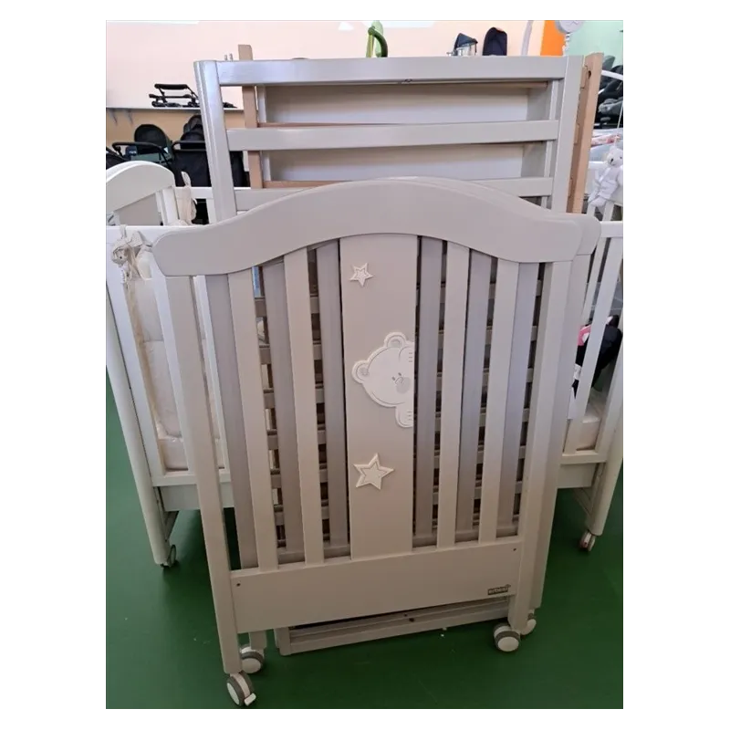 Lettino Orsetti ERBESI Con Materasso (Piccolo Segno Su Testata)