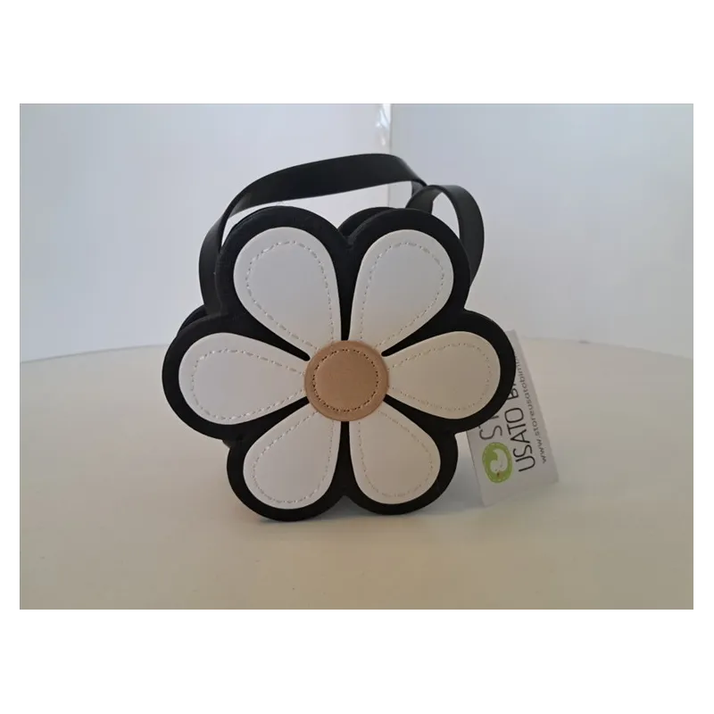 Borsetta Margherita Nera e Bianca