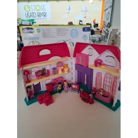 Casa Delle Bambole Con Mobilio e Famiglia