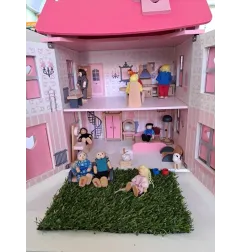 Casa Delle Bambole In Legno Con Famiglia e Arredi