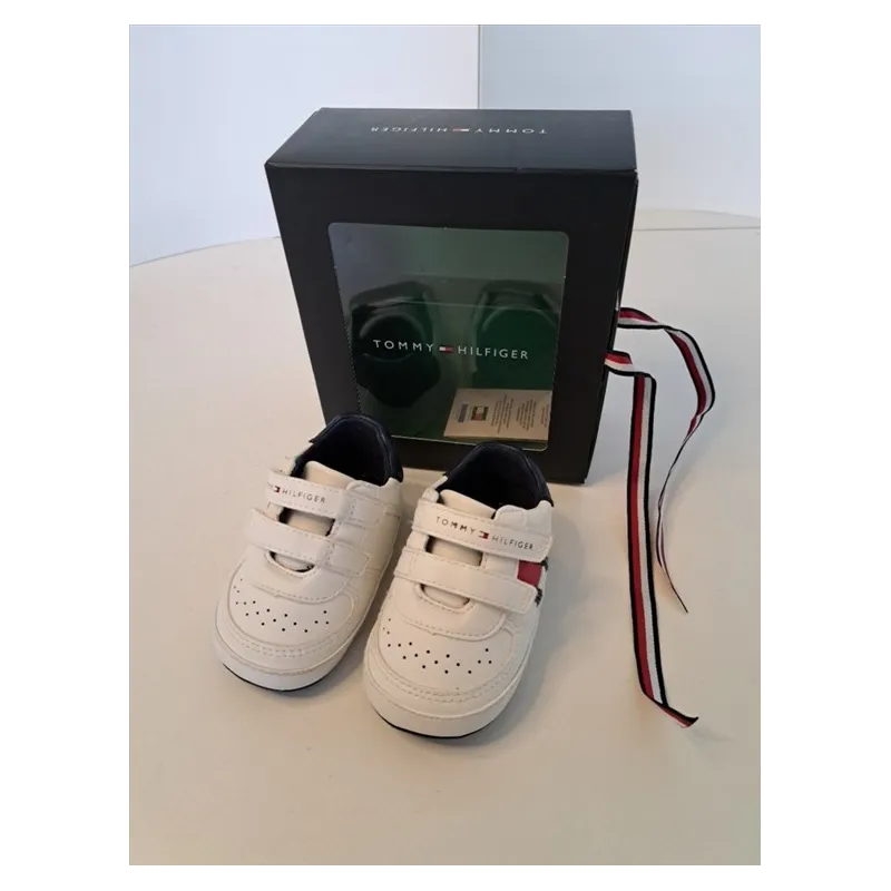Scarpe Tommy Hilfiger N 18 Nuovo