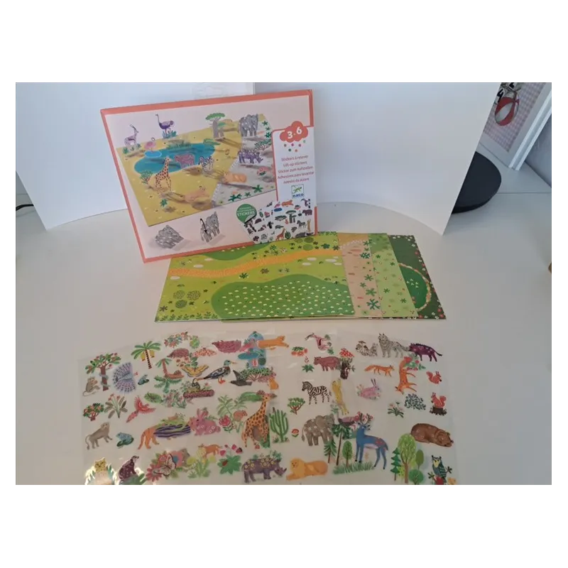 Gioco Con Adesivi Da Alzare Con Sfondi Djeco