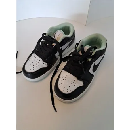 Scarpe Nike Bianche e Nere N 30