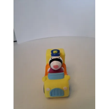 Personaggio Peppa Pig Su Automobile