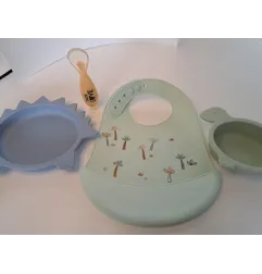 Set Pappa In Silicone Azzurro e Verde Piattino, Ciotola, Bavaglia e Cucchiaino In Regal