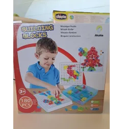 Gioco Crea Il Mosaico Con Viti E Cacciavite