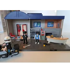 Commissariato Polizia Playmobil a Valigetta Portatile - Difetto Pezzetto Porticina Galera