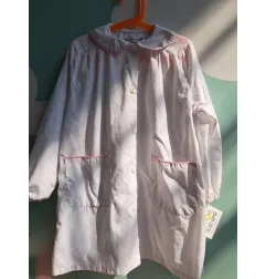 Grembiule Bianco Bottoni Colorati 6 A