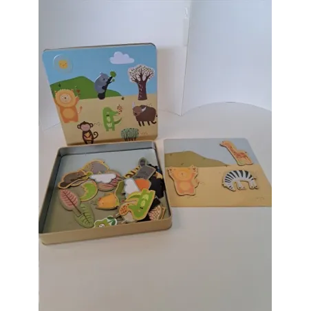 Gioco Con Sfondo E Magneti Animali