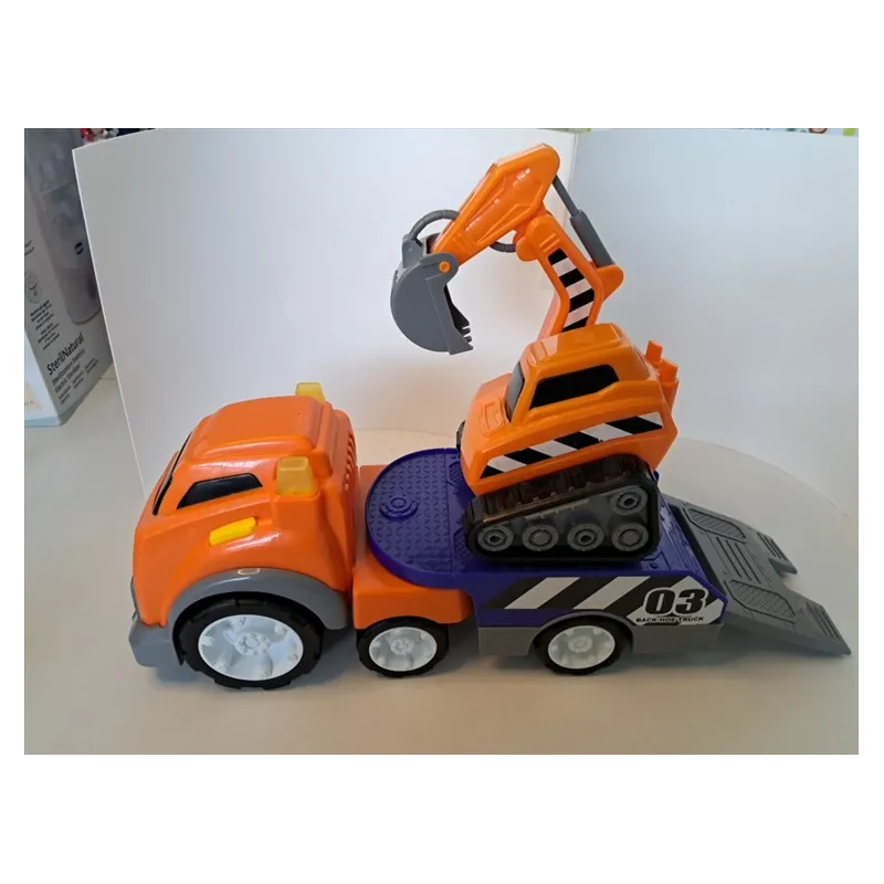 Camion Arancione Blu Con Rusoa Arancione