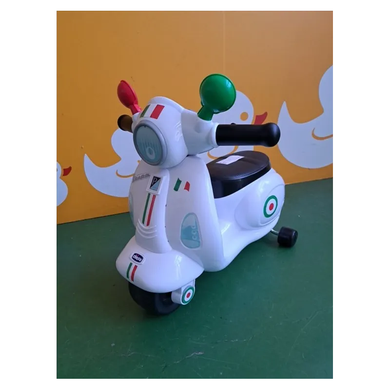 Cavalcabile Vespa Chicco Bianca Con Suoni