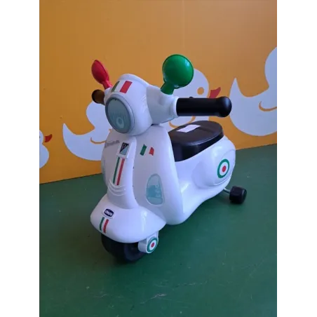 Cavalcabile Vespa Chicco Bianca Con Suoni