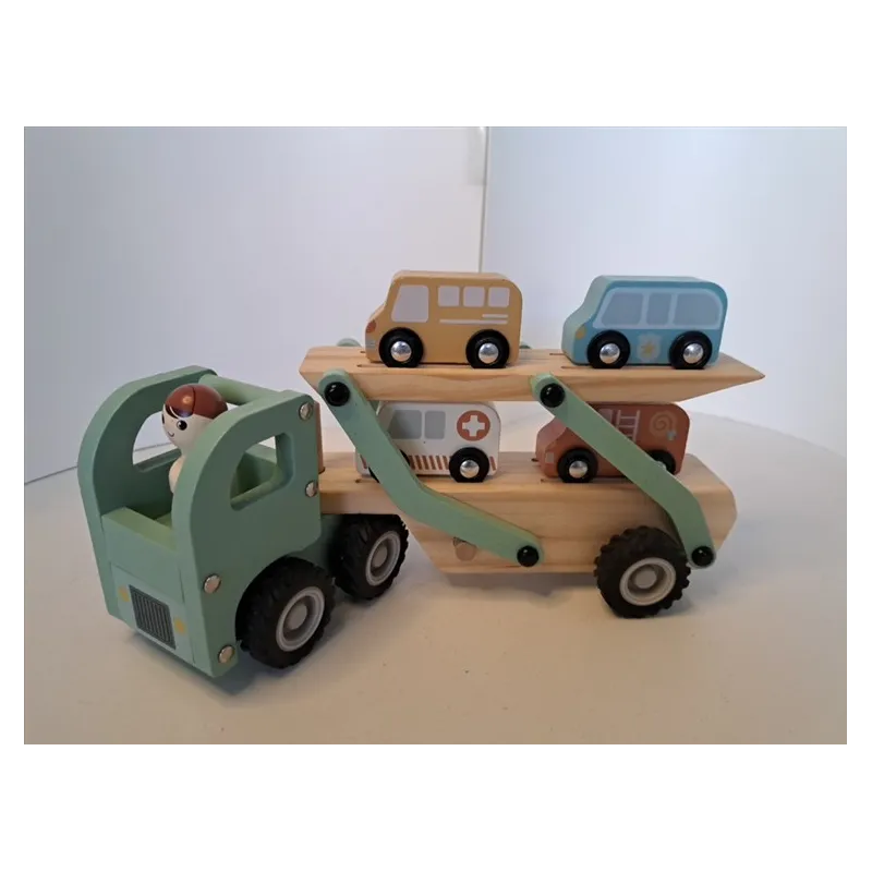 Camion Bisarca Trasporta Auto In Legno