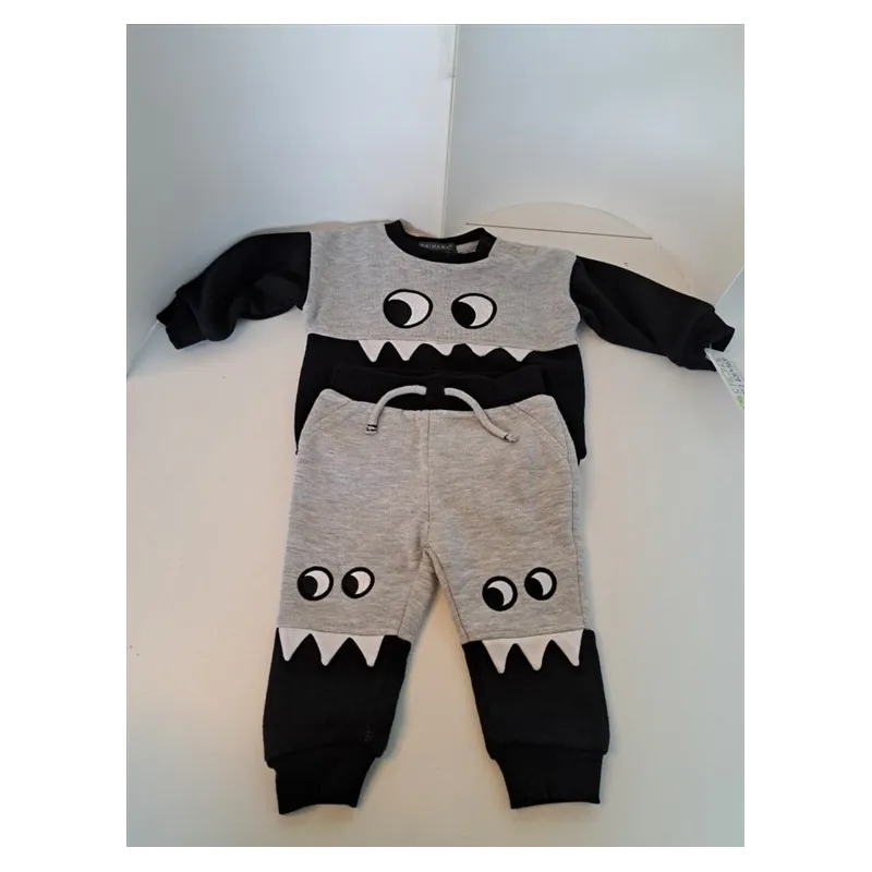 Completo Fantasmino Con Denti 6-9 M