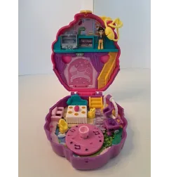 Polly Pocket Cupcake