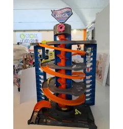 Hot Wheels Mega Garage Twist