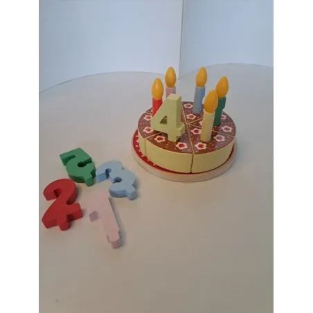 Torta Di Compleanno In Legno Con Candeline