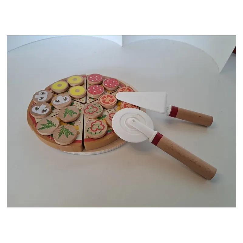 Pizza In Legno Con Taglia Pizza