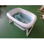 Vaschetta Bagnetto Azzurra E Bianca Pieghevole Con Gambe