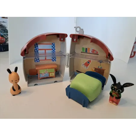 Casetta Di Bing Piccola Con Letto Bing E Flop