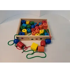 Gioco Per Motilità Fine Perle In Legno Da Infilare